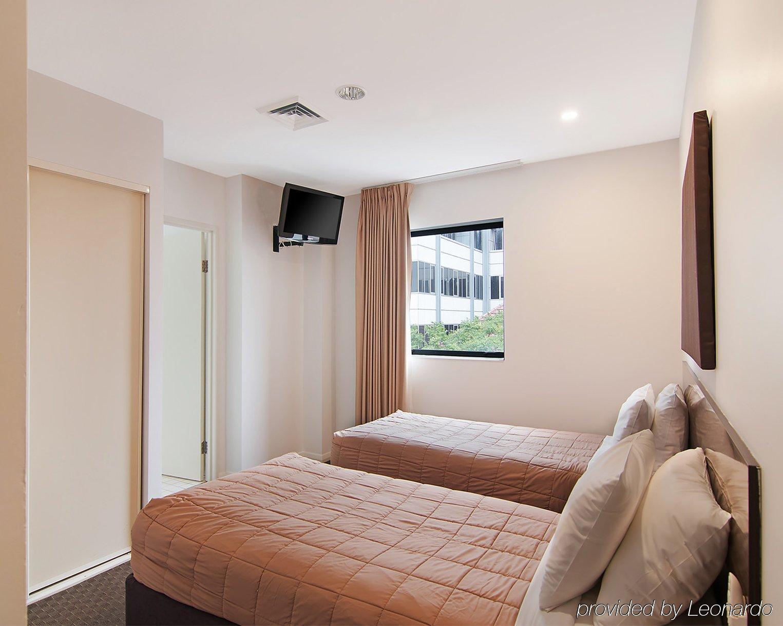 Boulevard On Beaumont Newcastle Esterno foto
